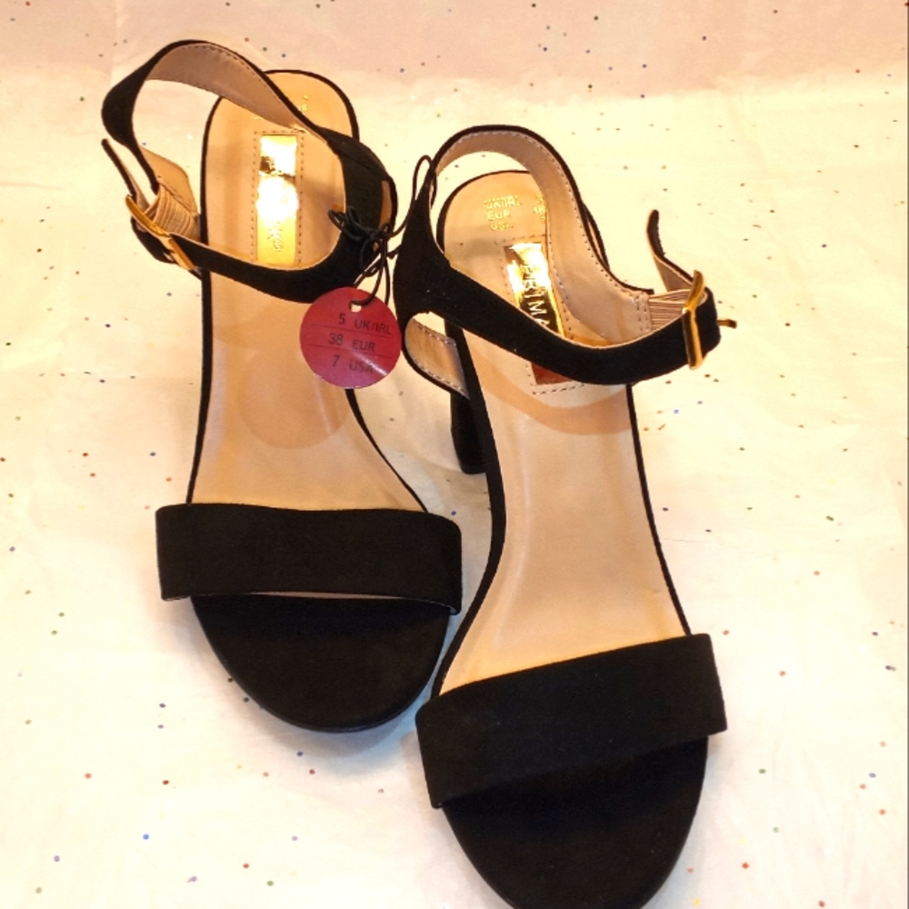 CLEARANCE‼️PRIMARK Women's Strappy Suede Block Heels, Size 7, Color black